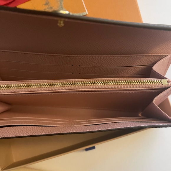 Louis Vuitton Sarah wallet - Picture 5 of 10